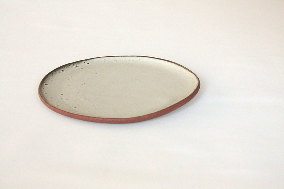 plate serving | red | flat | T012