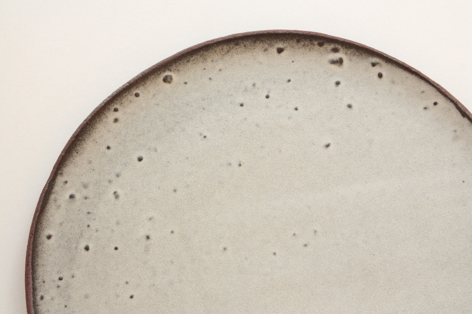 plate serving | red | flat | T012 - Image 4