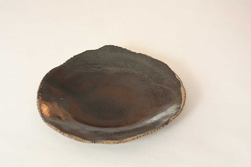 plate | crusty rim shallow | T009 - Image 2